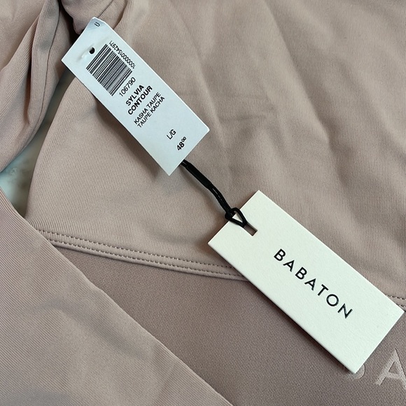 Aritzia Babaton Sylvia Contour size large - Picture 7 of 11